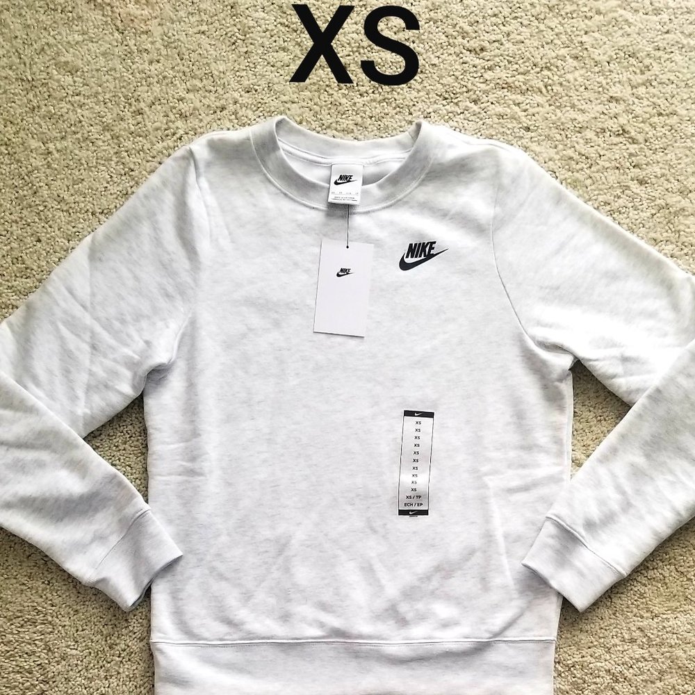 Women's Nike crewneck